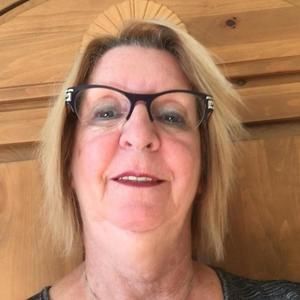 Meet your Posher, Pierrette